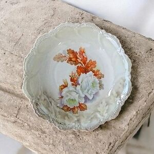 Vintage Leuchtenburg Germany Porcelain Lusterware Bowl Roses, Leaves, Autumn